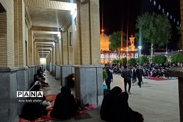 حال و هوای حرم مطهر حضرت شاهچراغ (ع) در شب بیست و یکم