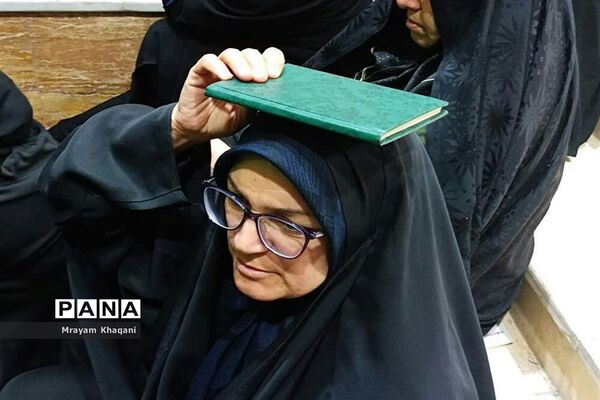 مراسم احیای شب بیست و یکم در حسینیه سیدالشهدای شیراز
