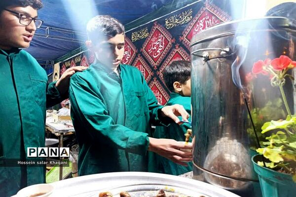 مراسم احیای شب بیست و یکم در حسینیه سیدالشهدای شیراز