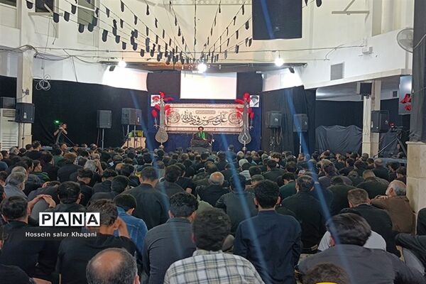 مراسم احیای شب بیست و یکم در حسینیه سیدالشهدای شیراز