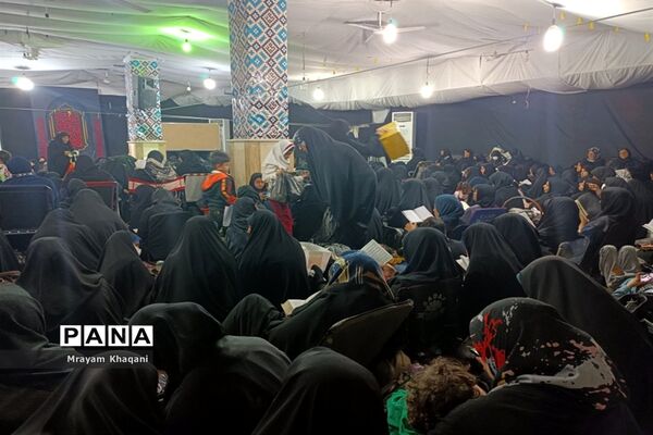 مراسم احیای شب بیست و یکم در حسینیه سیدالشهدای شیراز