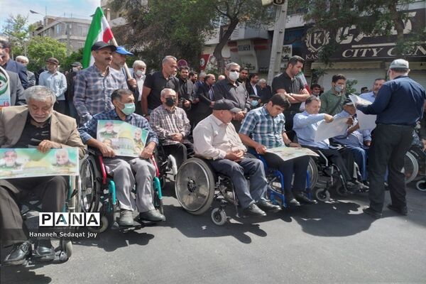 حضور پررنگ دانش‌آموزان و فرهنگیان شیراز در راهپیمایی روز قدس