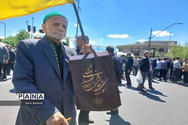 حضور پر شور مردم در راهپیمایی روز قدس در تهران