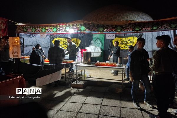 حال‌و‌هوای شب‌های قدر در مسجد دانشگاه فنی شهید باهنر شیراز