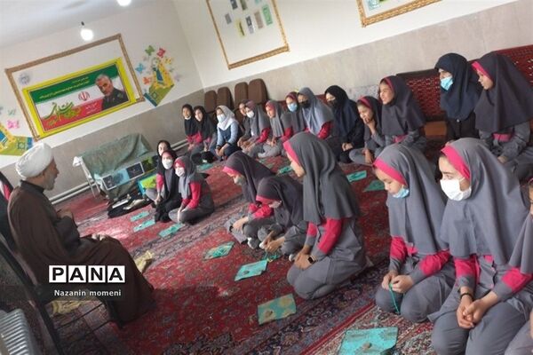 مراسم افطاری و دعای توسل در مدرسه شهریار