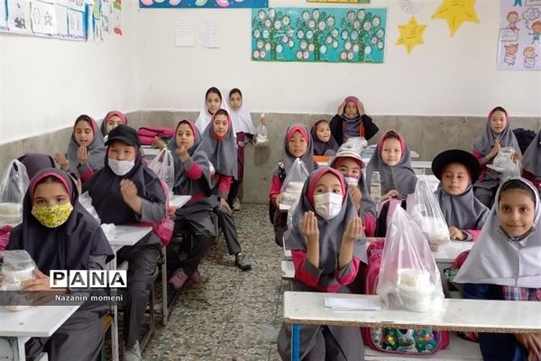 مراسم افطاری و دعای توسل در مدرسه شهریار