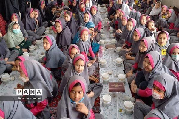 مراسم افطاری و دعای توسل در مدرسه شهریار