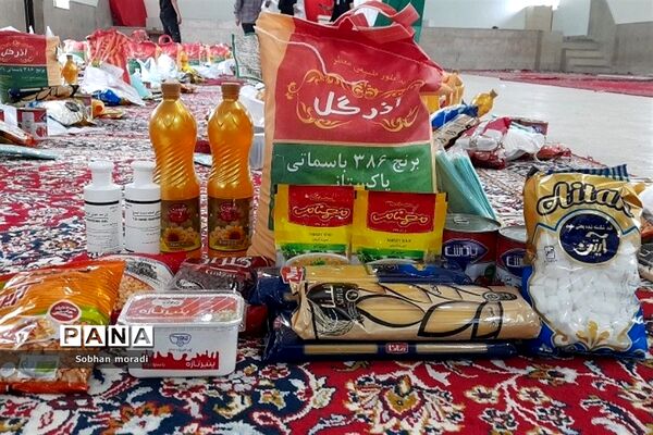 اهدای ۱۱٠ بسته ارزاق به خانواده‌های نیازمند در قرچک