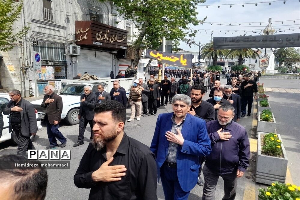 مراسم دسته روی در حسینیه عاشقان ثارالله قائمشهر/فیلم