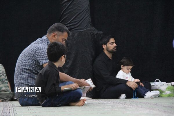 مراسم احیای شب بیست و یکم ماه رمضان در  بندرعباس