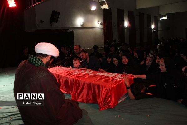 بهارستان، میزبان شهدای گمنام در لیالی قدر