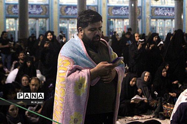 حال و هوای مسجد جمکران در شب های قدر