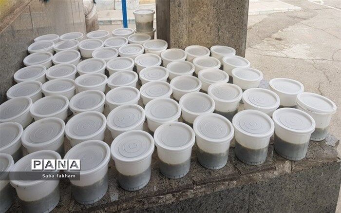 اطعام طعام به مؤمنین در شب‌های قدر از حسنات فراوانی برخوردار است