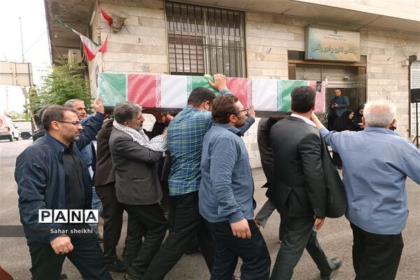 آیین استقبال از پیکر شهید گمنام در آموزش‌و‌پرورش ملارد