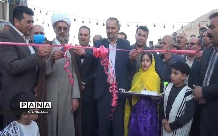 بهره برداری از اولین و بزرگترین اقامتگاه بوم‌گردی گهرو در استان چهارمحال و بختیاری