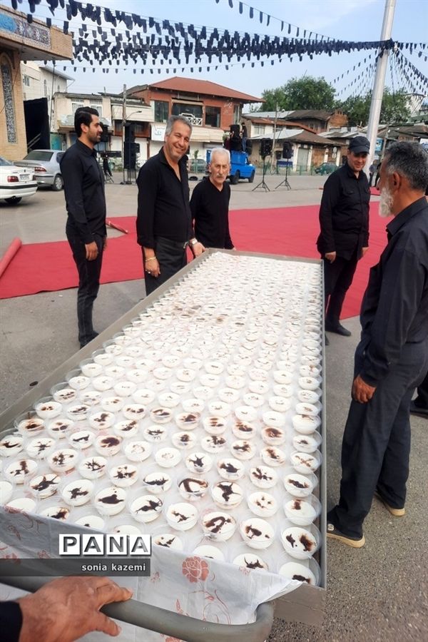 مراسم عزاداری و برپایی سفره افطاری در ساری