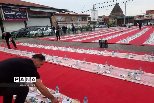 مراسم عزاداری و برپایی سفره افطاری در ساری