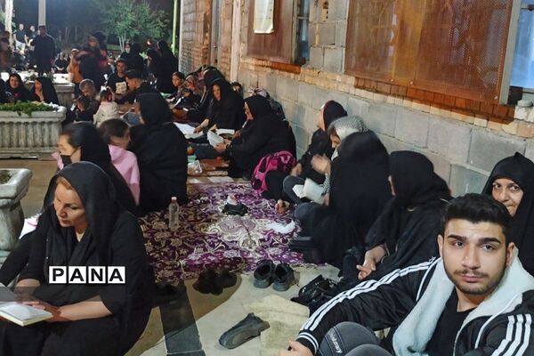 مراسم احیای شب بیست و سوم ماه رمضان در آستان مقدس امامزادگان طاهر و مطهر شهرستان ورامین