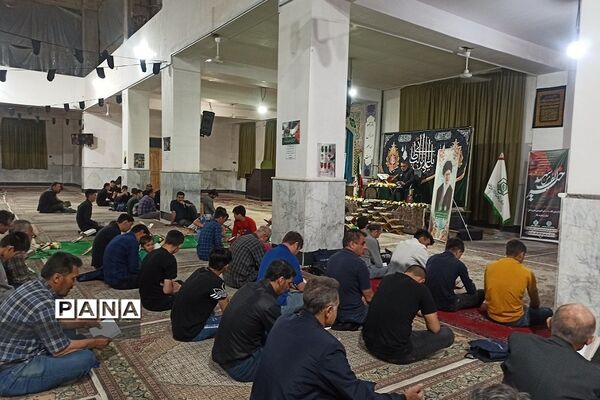مراسم احیای شب بیست و سوم ماه رمضان در آستان مقدس امامزادگان طاهر و مطهر شهرستان ورامین