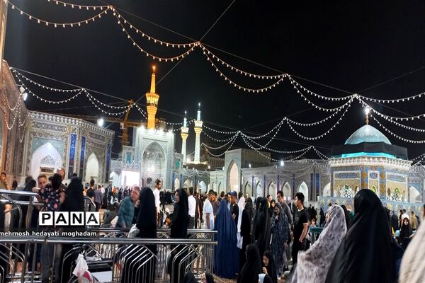 حال و هوای حرم امام مهربانی‌ها در شب‌های قدر