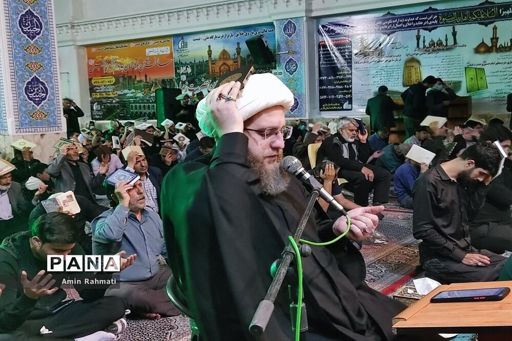 برگزاری مراسم احیای شب قدر در حرم مطهر علی ابن حمزه(ع)