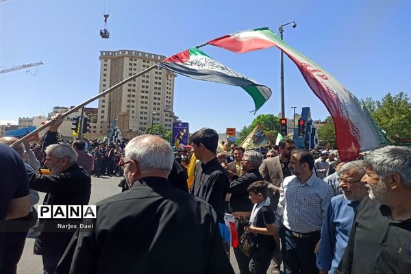 راهپیمایی بزرگ مردم مشهد در آخرین جمعه ماه مبارک رمضان