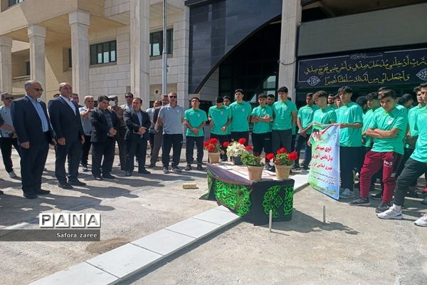 حضور باشکوه مردم و مسئولان سازمان دانش‌آموزی استان فارس در راهپیمایی روز قدس