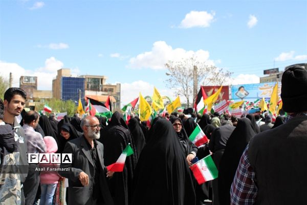 راهپیمایی باشکوه روز قدس در استان مرکزی
