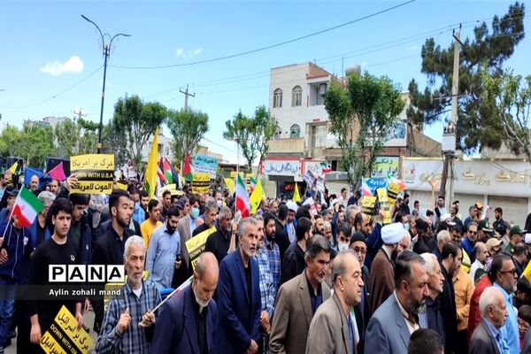 استقبال بی‌نظیر مردم انقلابی شهرستان رباط‌کریم از راهپیمایی روز قدس