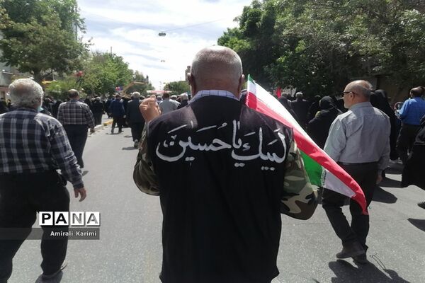 حضور پررنگ کودکان و نوجوانان شیرازی در راهپیمایی روز قدس