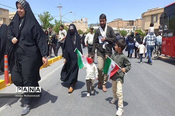 حضور حماسی دانش‌آموزان و فرهنگیان در راهپیمایی روز قدس 1402
