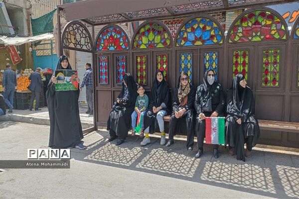 حضور حماسی دانش‌آموزان و فرهنگیان در راهپیمایی روز قدس 1402