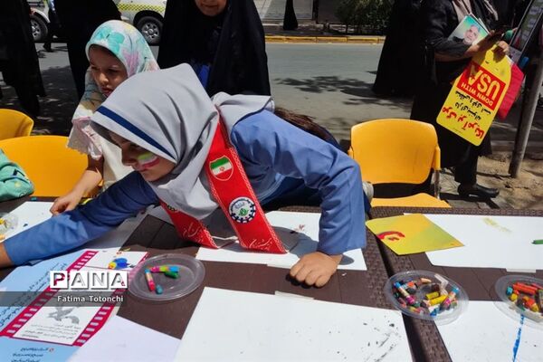 حضور حماسی دانش‌آموزان و فرهنگیان در راهپیمایی روز قدس 1402