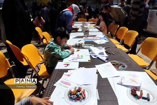 حضور حماسی دانش‌آموزان و فرهنگیان در راهپیمایی روز قدس 1402