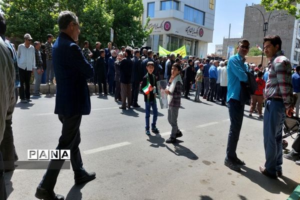 حضور پرشور مردم ولایتمدار شهرستان کاشمر در راهپیمایی روز قدس