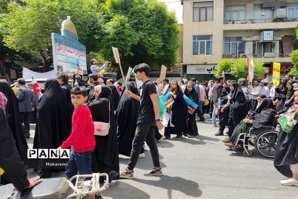 حضور گسترده و پر شور مردم شیراز در راهپیمایی روز قدس
