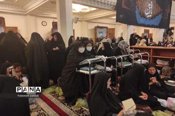 مراسم احیای سومین شب قدر در حرم مطهر شاهچراغ (ع)