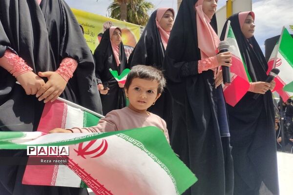 حضور با شکوه دانش‌آموزان شیرازی در راهپیمایی روز قدس