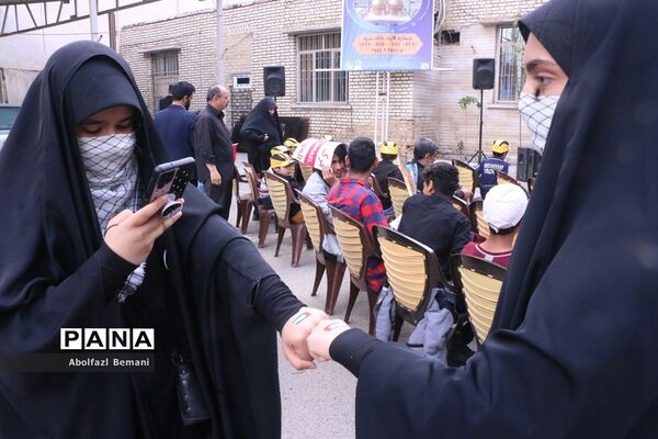 برپایی ایستگاه نقاشی ویژه کودکان قمی در حاشیه راهپیمایی روز قدس