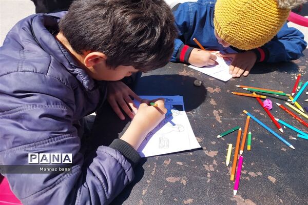 حضور پرشور دانش‌آموزان منطقه نیر در راهپیمایی روز قدس