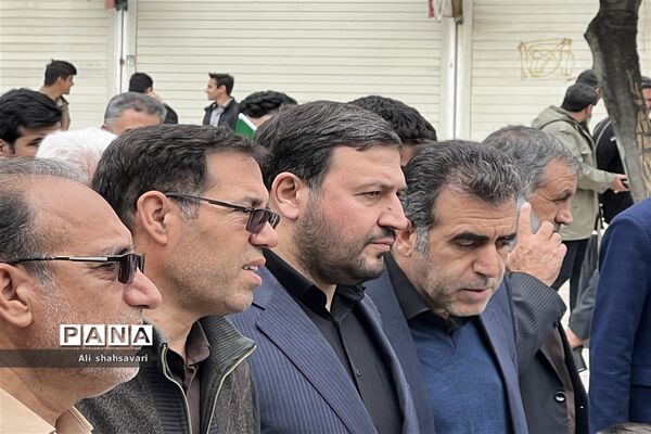 حضور پرشور فرهنگیان و دانش‌آموزان کرمانشاه در راهپیمایی روز قدس