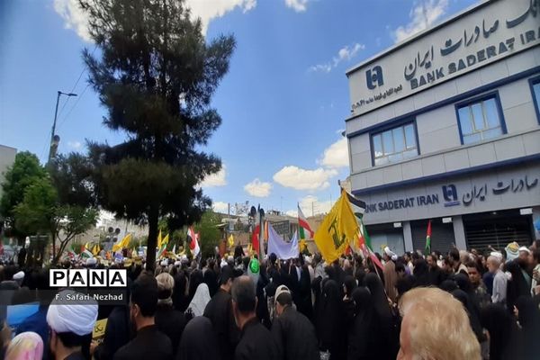 حضور کودکان قمی در راهپیمایی روز قدس