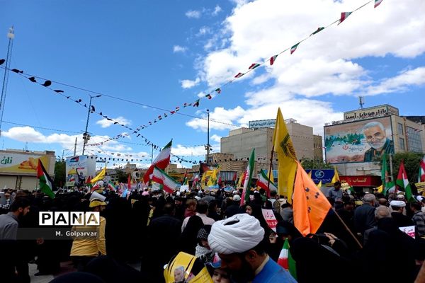 حضور کودکان قمی در راهپیمایی روز قدس