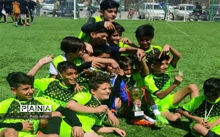 اردوی تیم ملی فوتبال دانش‌آموزی در شیراز آغاز شد