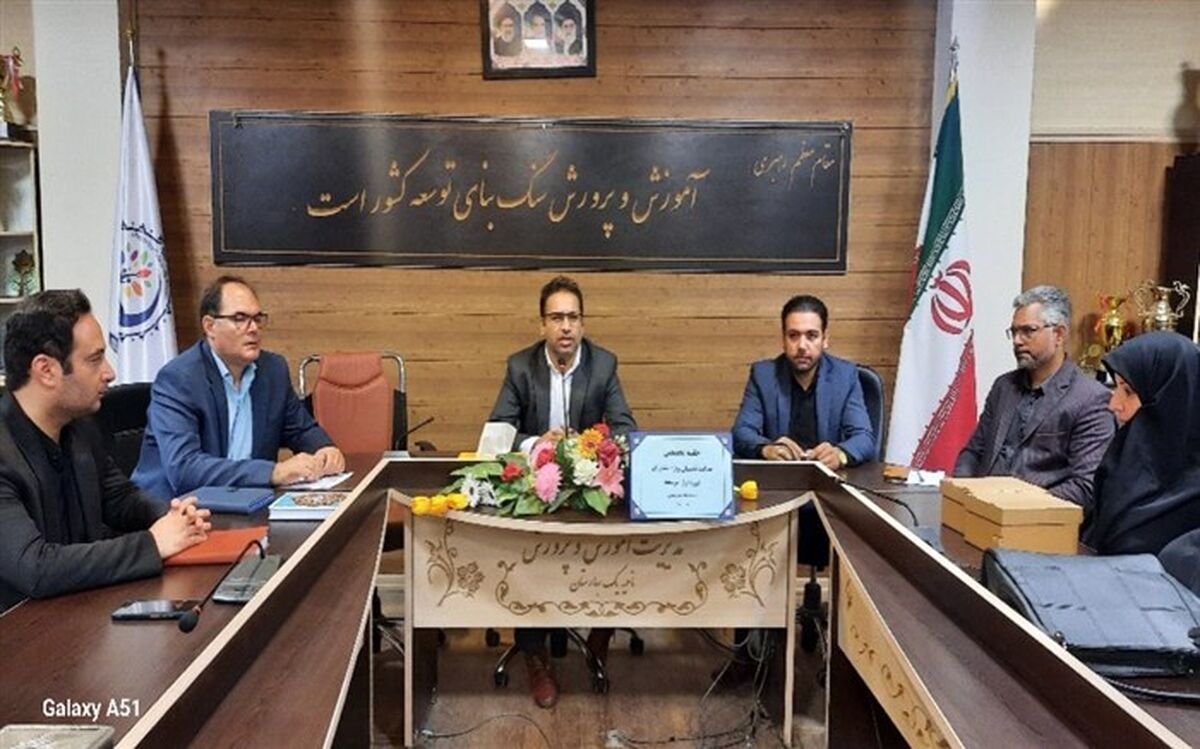 هدایت متوازن دانش‌آموزان به رشته‌های تحصیلی باید بر اساس سیاست‌های توسعه‌ای کشور باشد