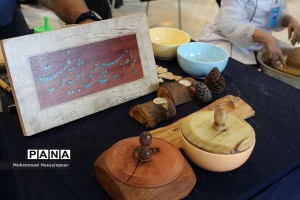 غرفه‌های صنایع دستی قرآنی در سی‌امین نمایشگاه بین‌المللی قرآن کریم