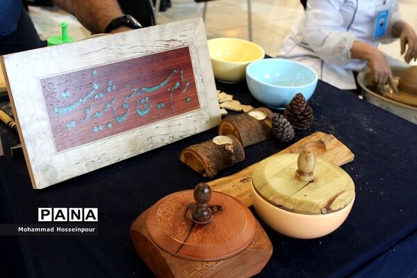 غرفه‌های صنایع دستی قرآنی در سی‌امین نمایشگاه بین‌المللی قرآن کریم