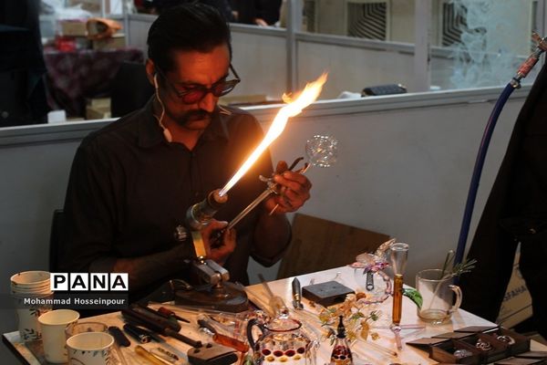 غرفه‌های صنایع دستی قرآنی در سی‌امین نمایشگاه بین‌المللی قرآن کریم