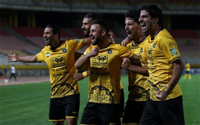 سپاهان برد اما صدر را به استقلال سپرد