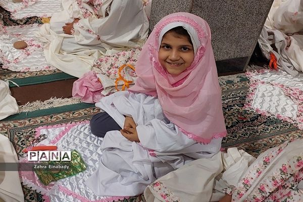 برگزاری مراسم افطاری روزه اولی‌های مدرسه حاجیه نوری ملارد